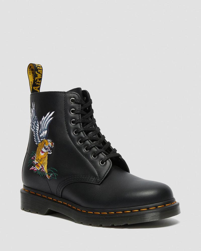 Black Women\'s Dr Martens 1460 Souvenir Embroidered Leather Ankle Boots | CA 20LIS